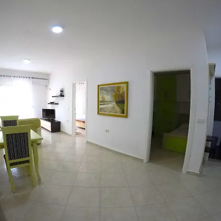 公寓 Three Bedroom