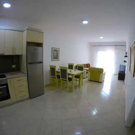Three Bedroom 公寓 Vlorë
